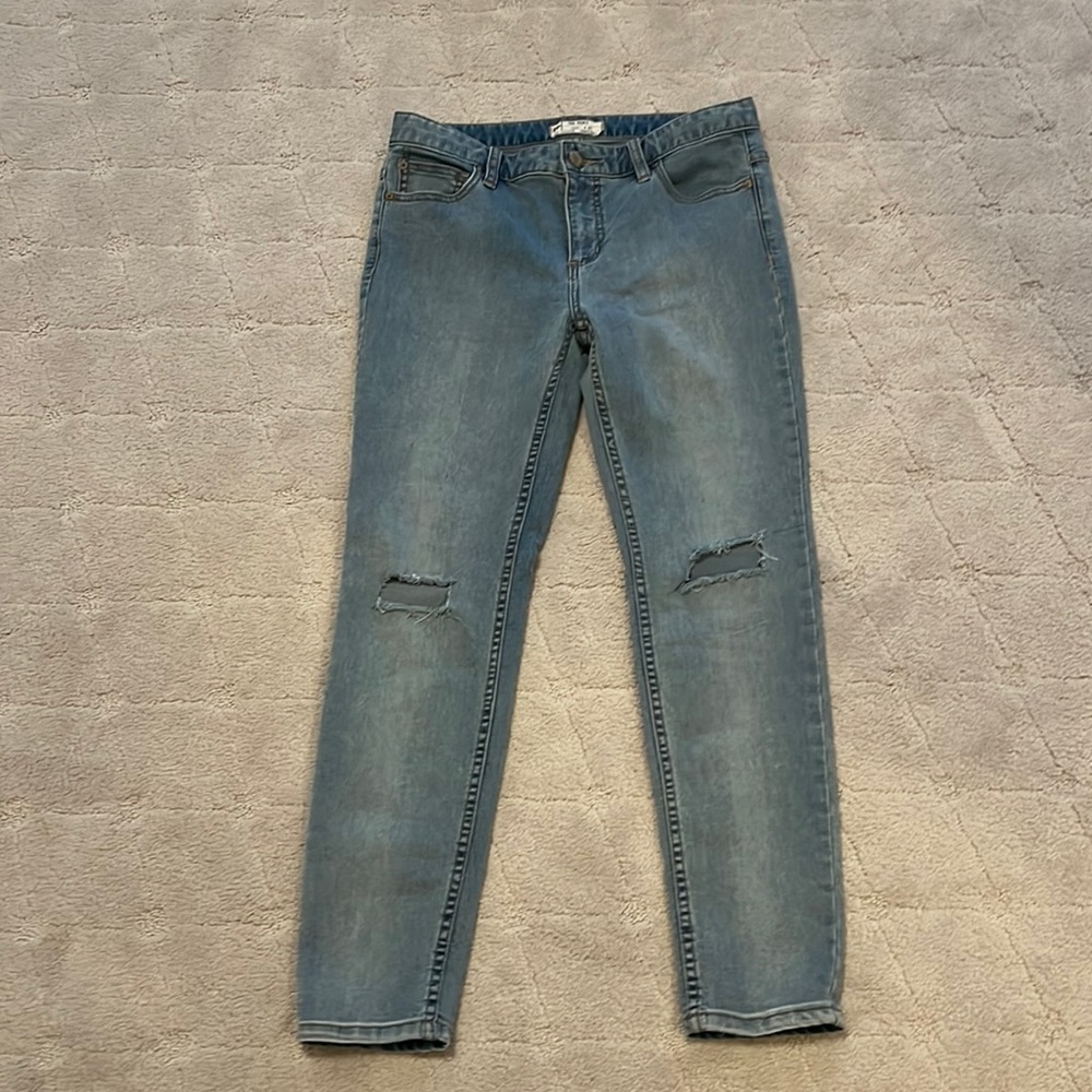 Free People light wash jeans